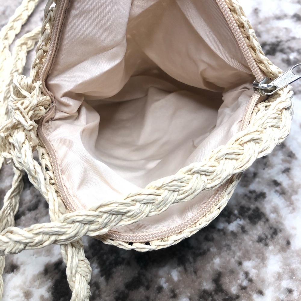 Rattan Round Women’s Purse Cross Body New Cream - Picture 5 of 6
